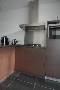 Moderne keuken in hout-look