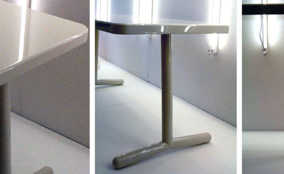 Tafel van MDF, hoogglans gespoten.