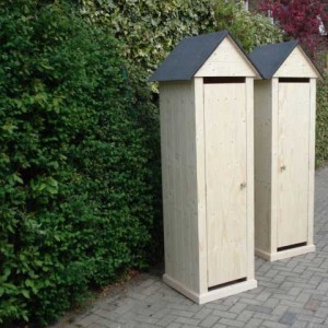 Tuinkasten van naaldhout.