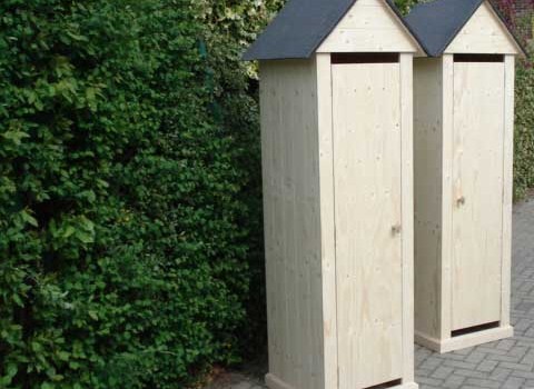 Tuinkasten van naaldhout.